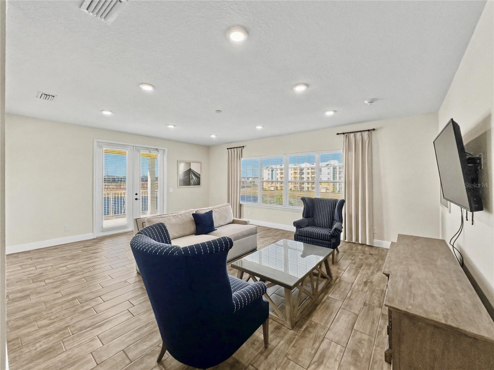 ROLLING OAKS PH 5 - Residential