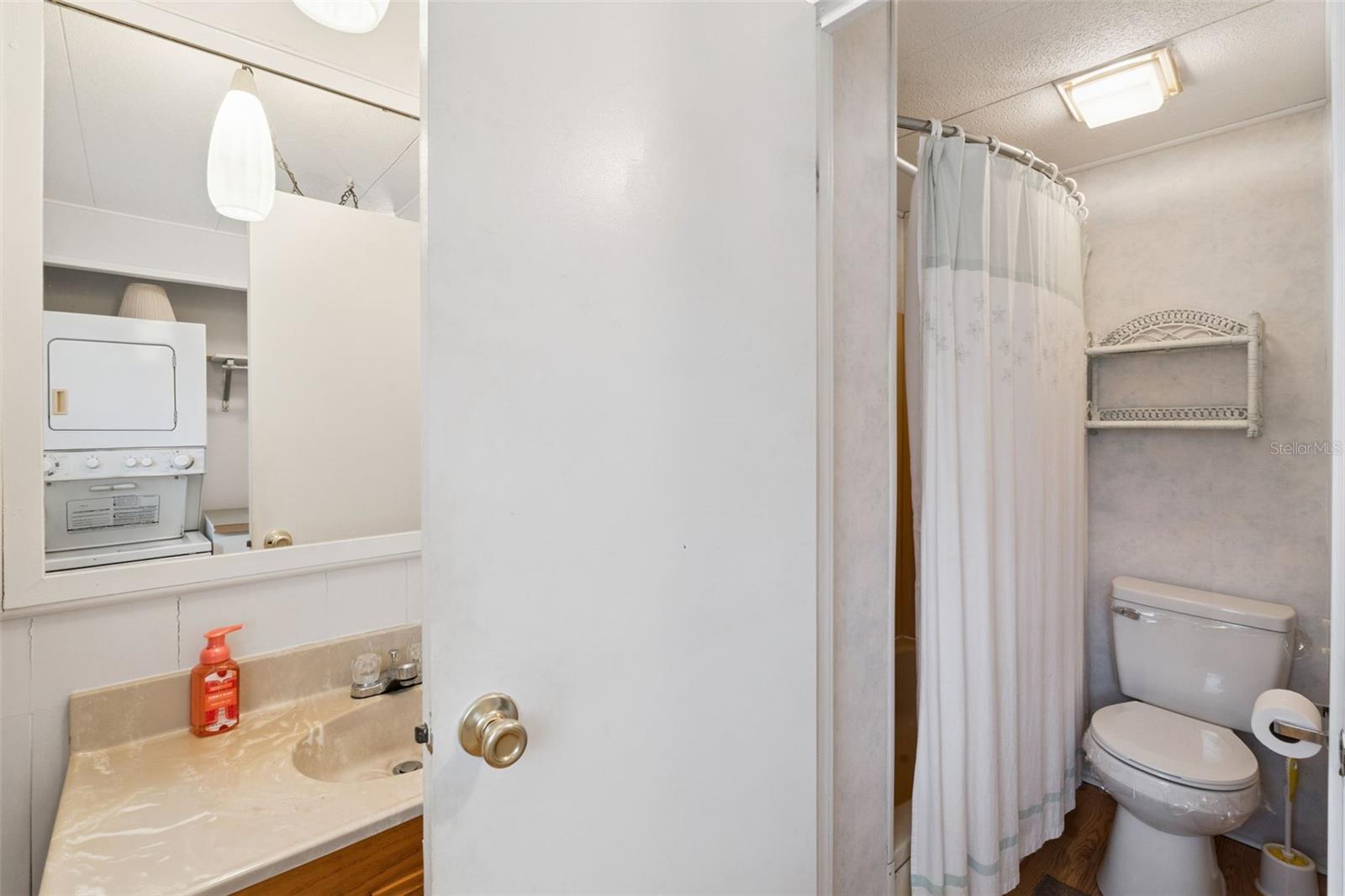 EUSTIS COUNTRY CLUB MANOR MHP UNIT 02A - Residential