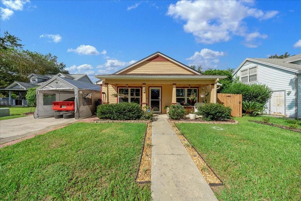 Photo of 1120 NE 22nd Court, Gainesville, FL 32641 (MLS # OM717842)