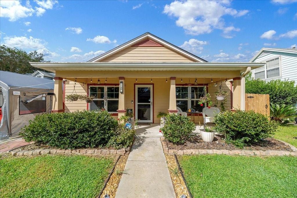 Photo of 1120 NE 22nd Court, Gainesville, FL 32641 (MLS # OM717842)