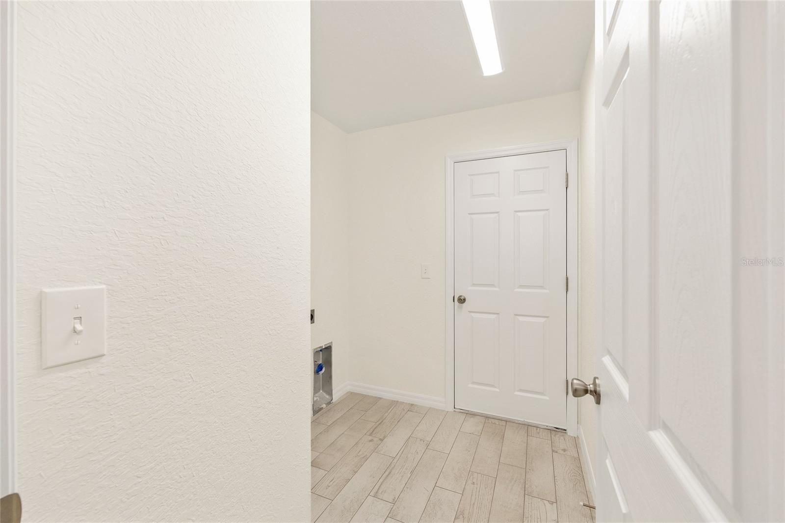 SILVER SPGS SHORES UN 18 - Residential