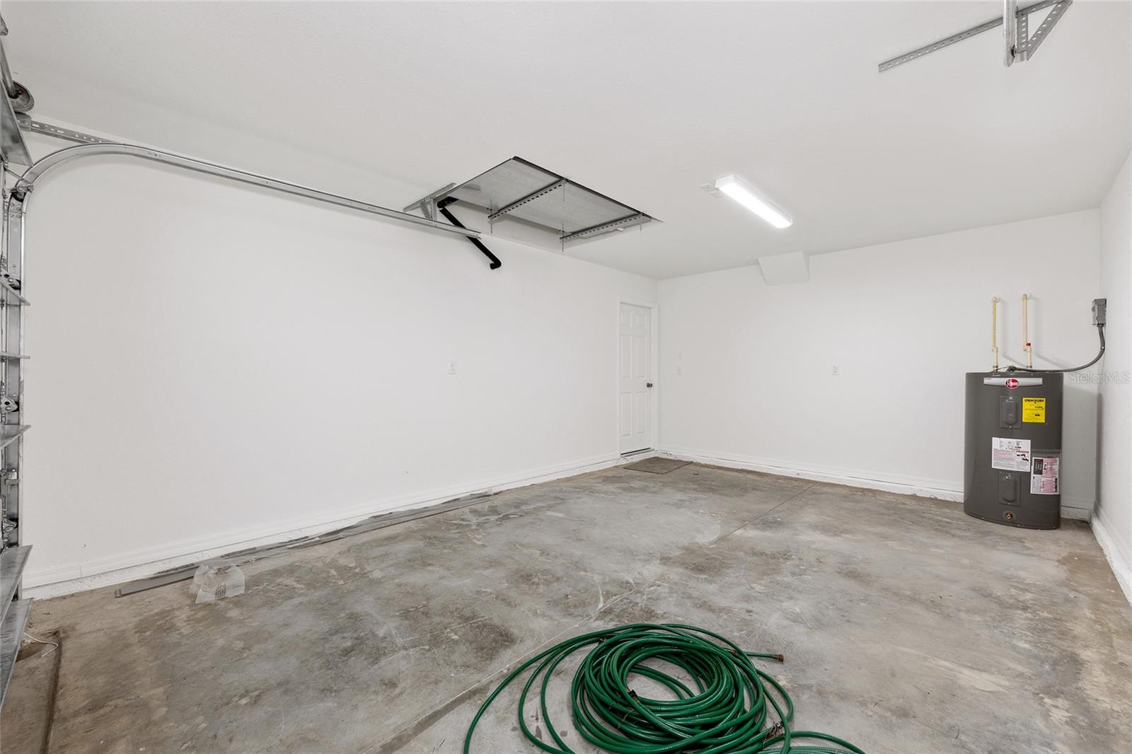 SILVER SPGS SHORES UN 18 - Residential