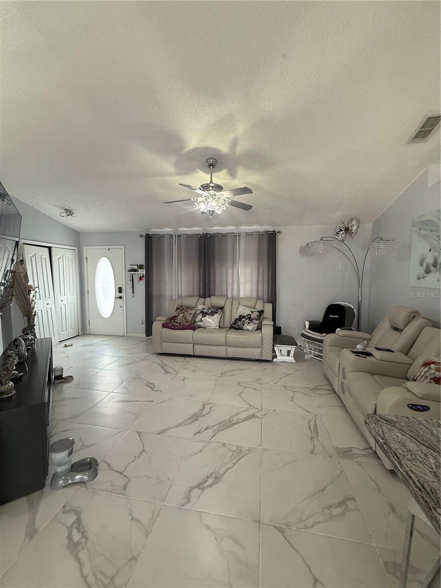 SPRING HILL - Residential