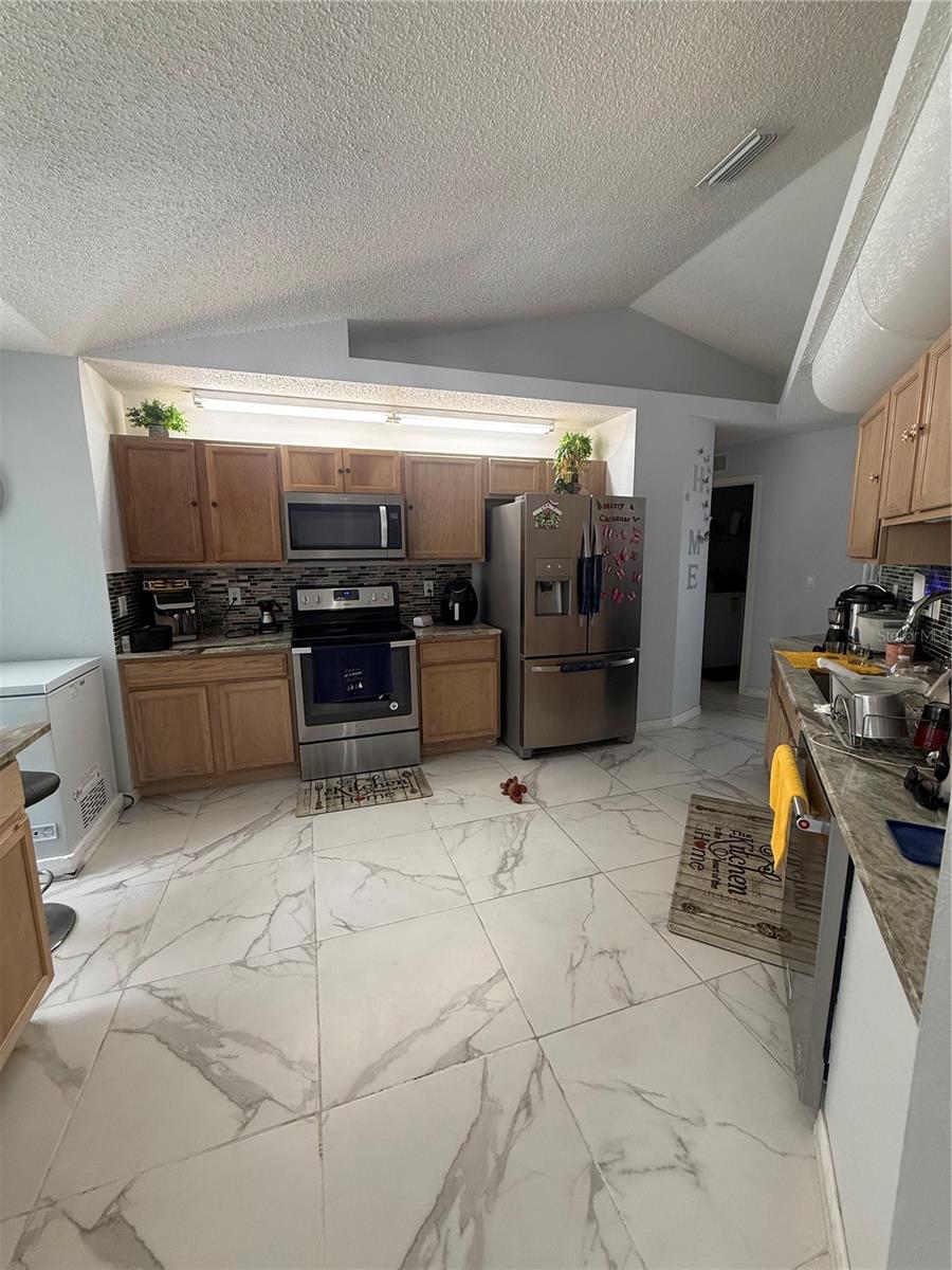 SPRING HILL - Residential