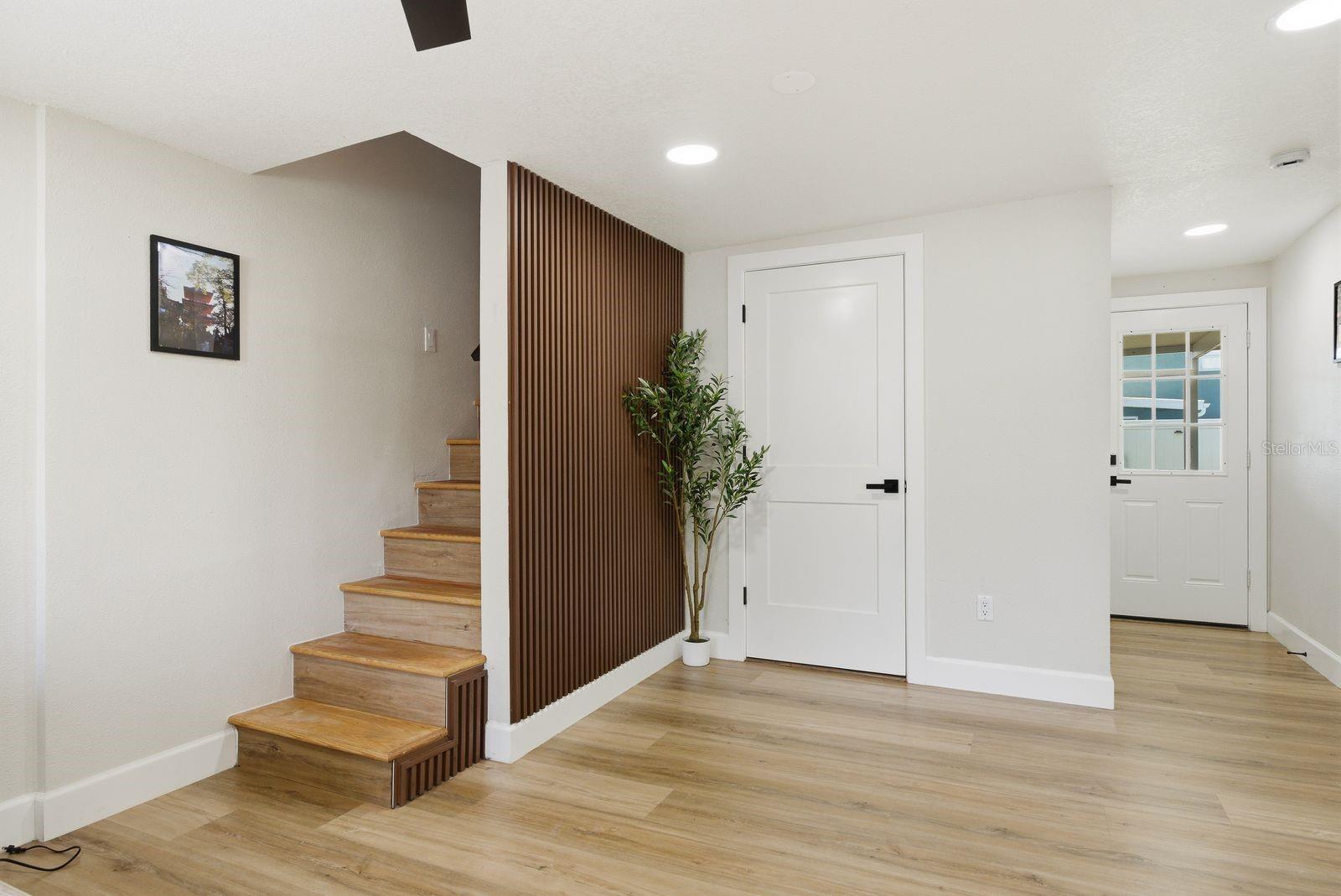 CRESTRIDGE 5TH ADD - Residential