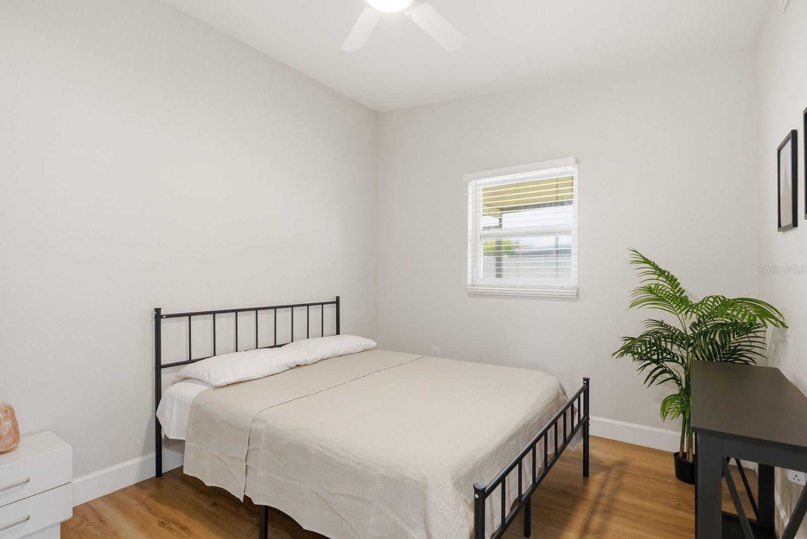 CRESTRIDGE 5TH ADD - Residential