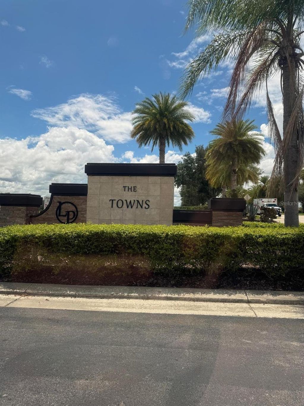 Photo of 326 Chelsea Drive, Davenport, FL 33897 (MLS # O6357665)