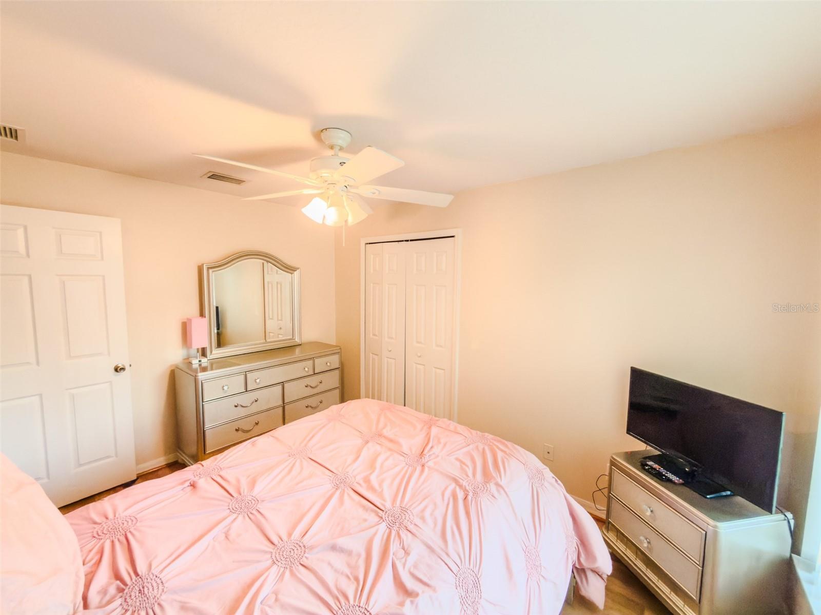 LEESBURG THE PULP MILL SUB - Residential