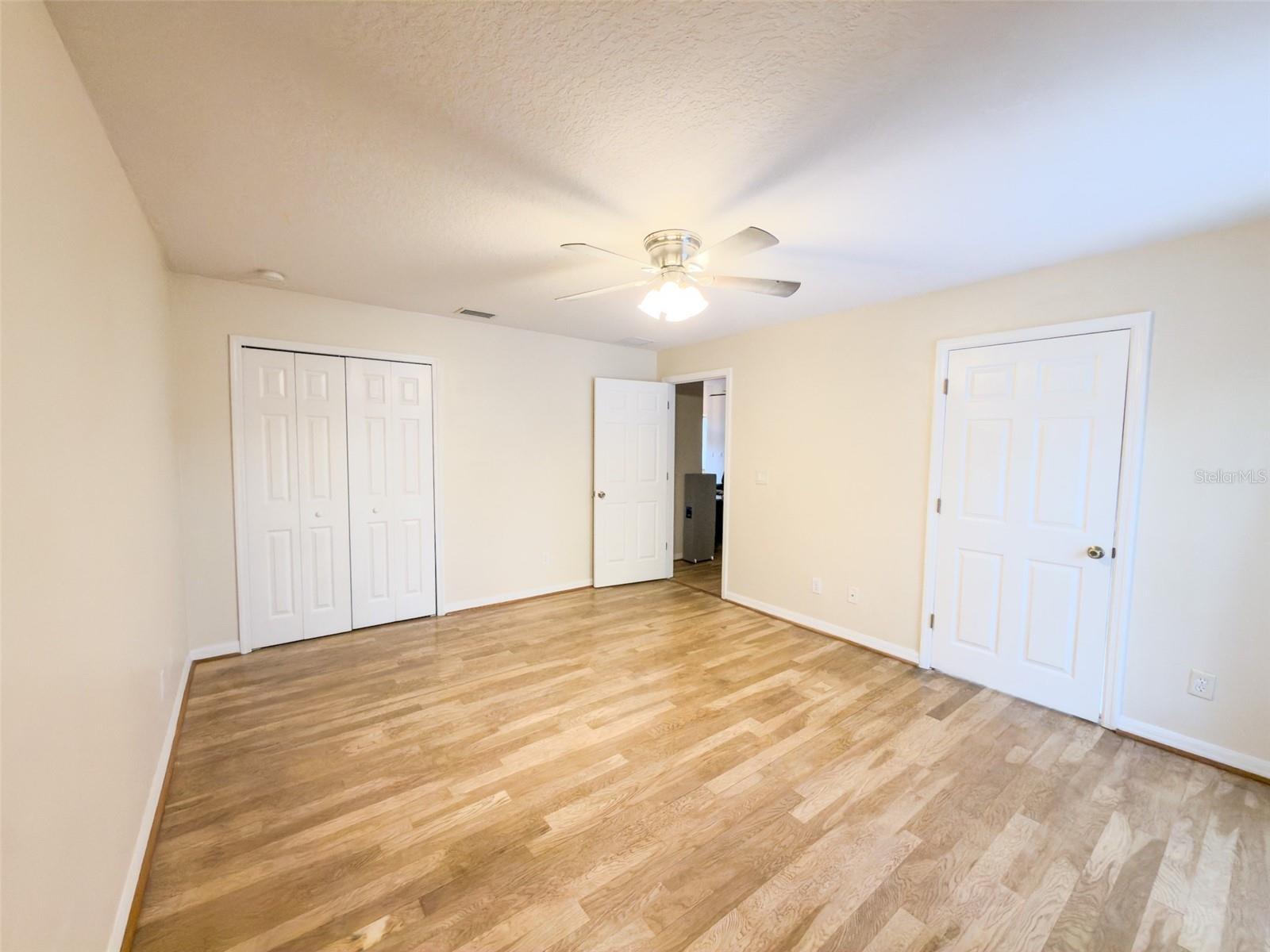 LEESBURG THE PULP MILL SUB - Residential