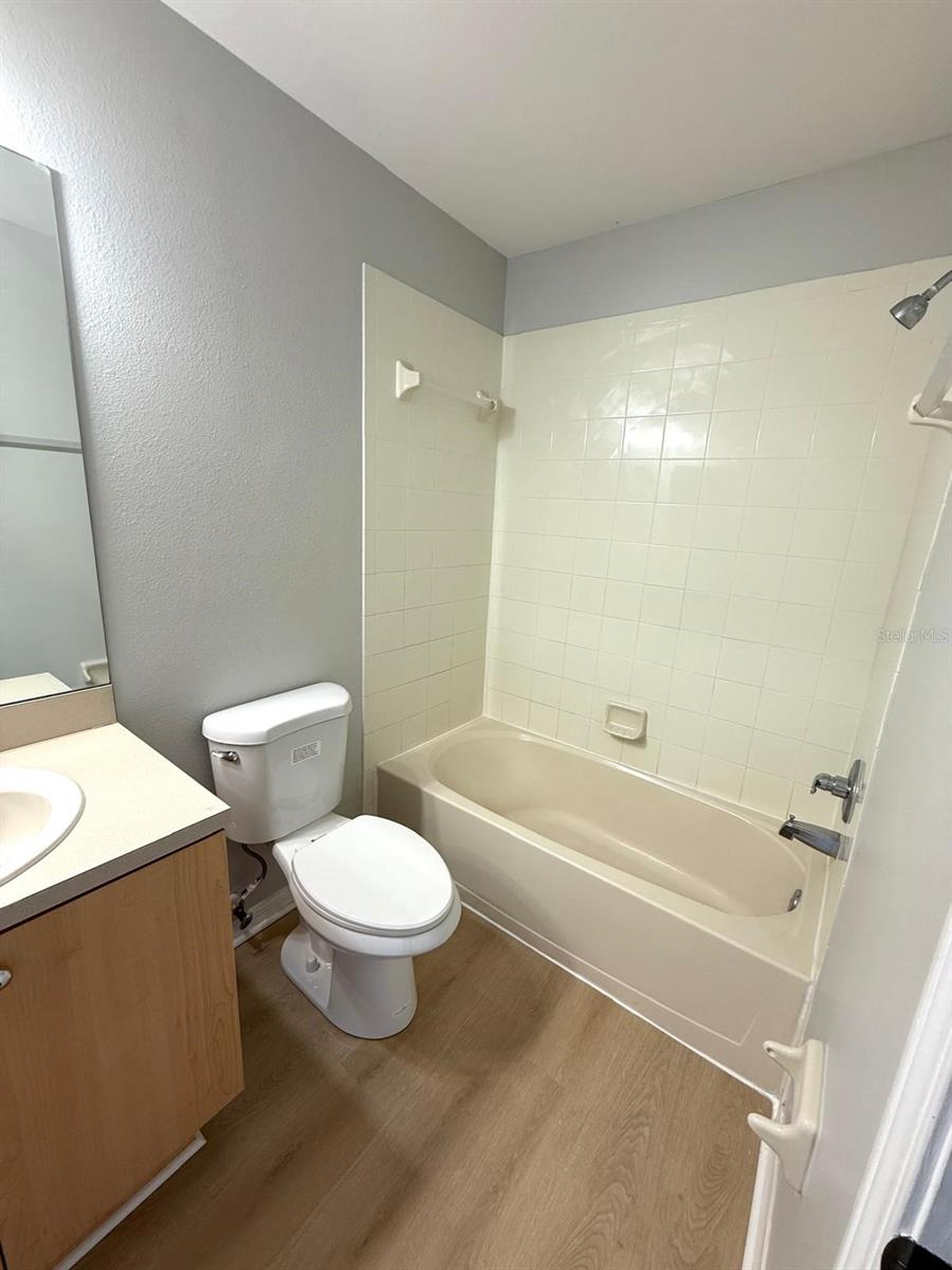 RIVERCREST TWNHMS WEST PHAS - Residential