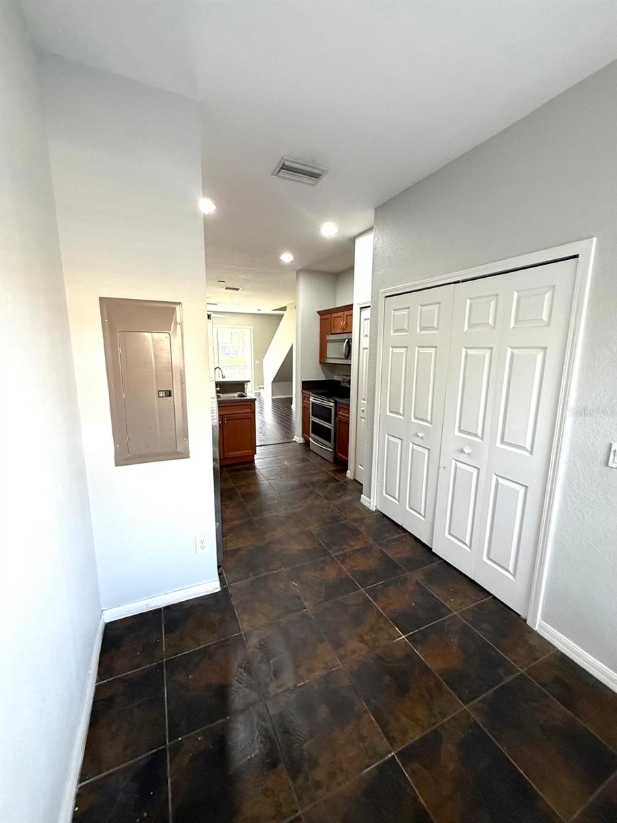 RIVERCREST TWNHMS WEST PHAS - Residential