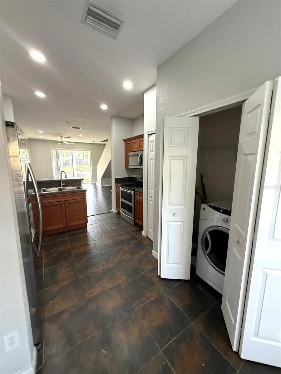 RIVERCREST TWNHMS WEST PHAS - Residential