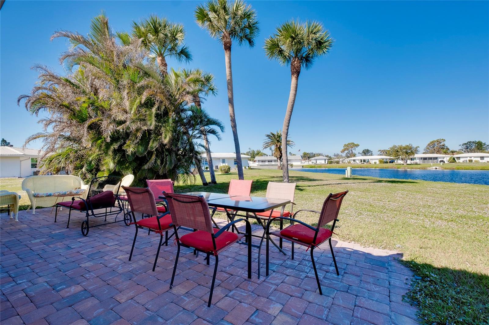 483 CIRCLEWOOD DRIVE O14