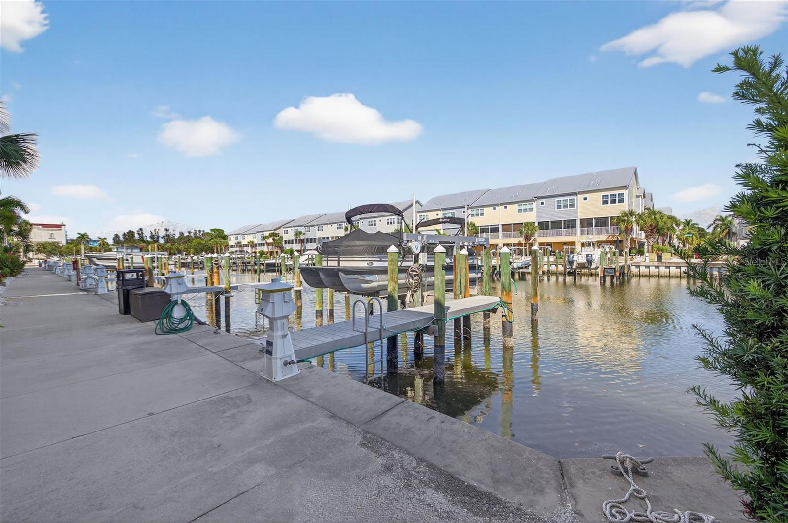COVE AT LOGGERHEAD MARINA - Residential
