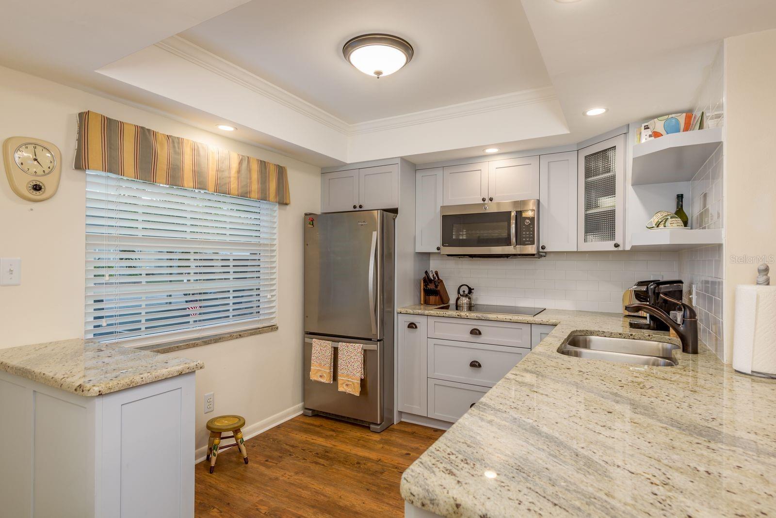 952 VIRGINIA STREET 105