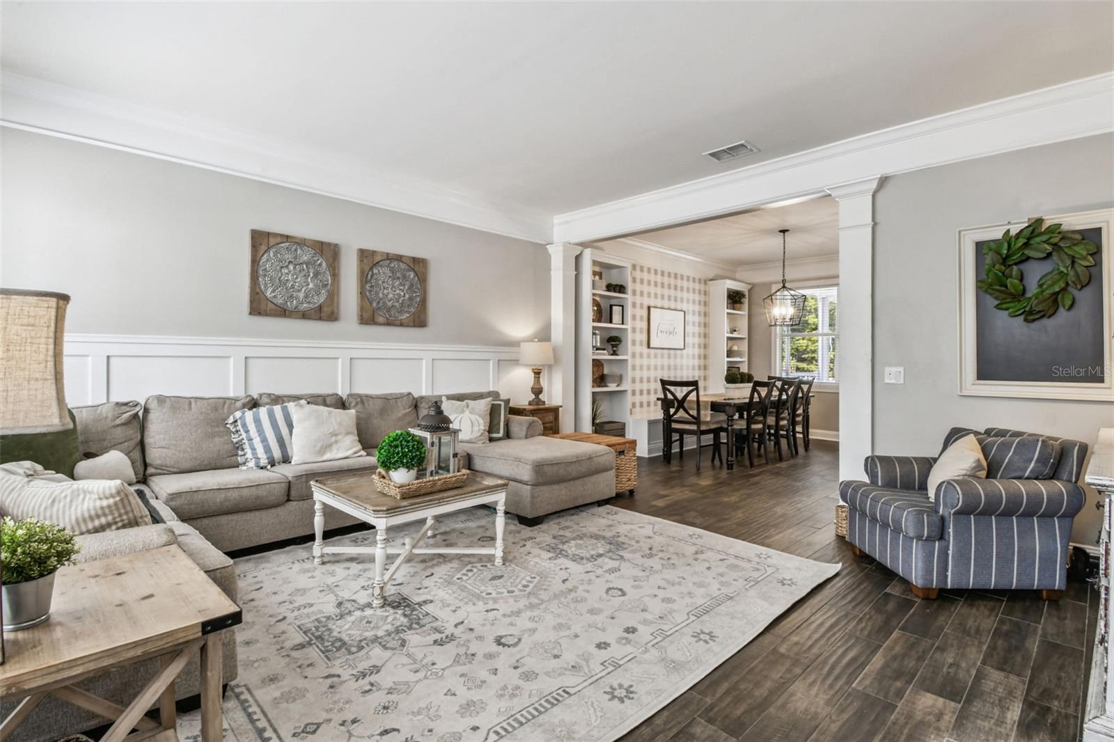 TAMPA PALMS - Residential