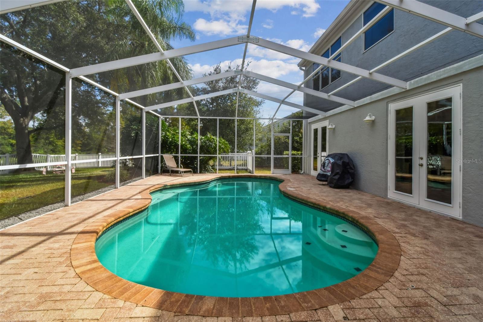 TAMPA PALMS - Residential