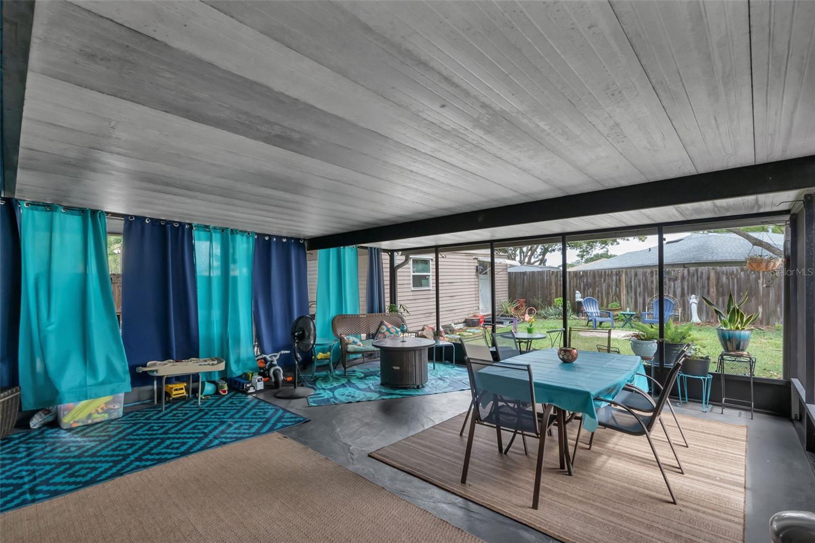 HIGH POINT - Residential