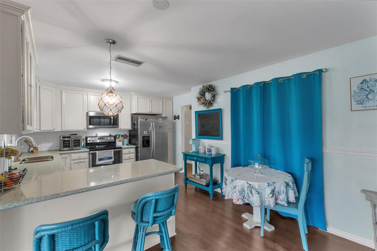 HIGH POINT - Residential