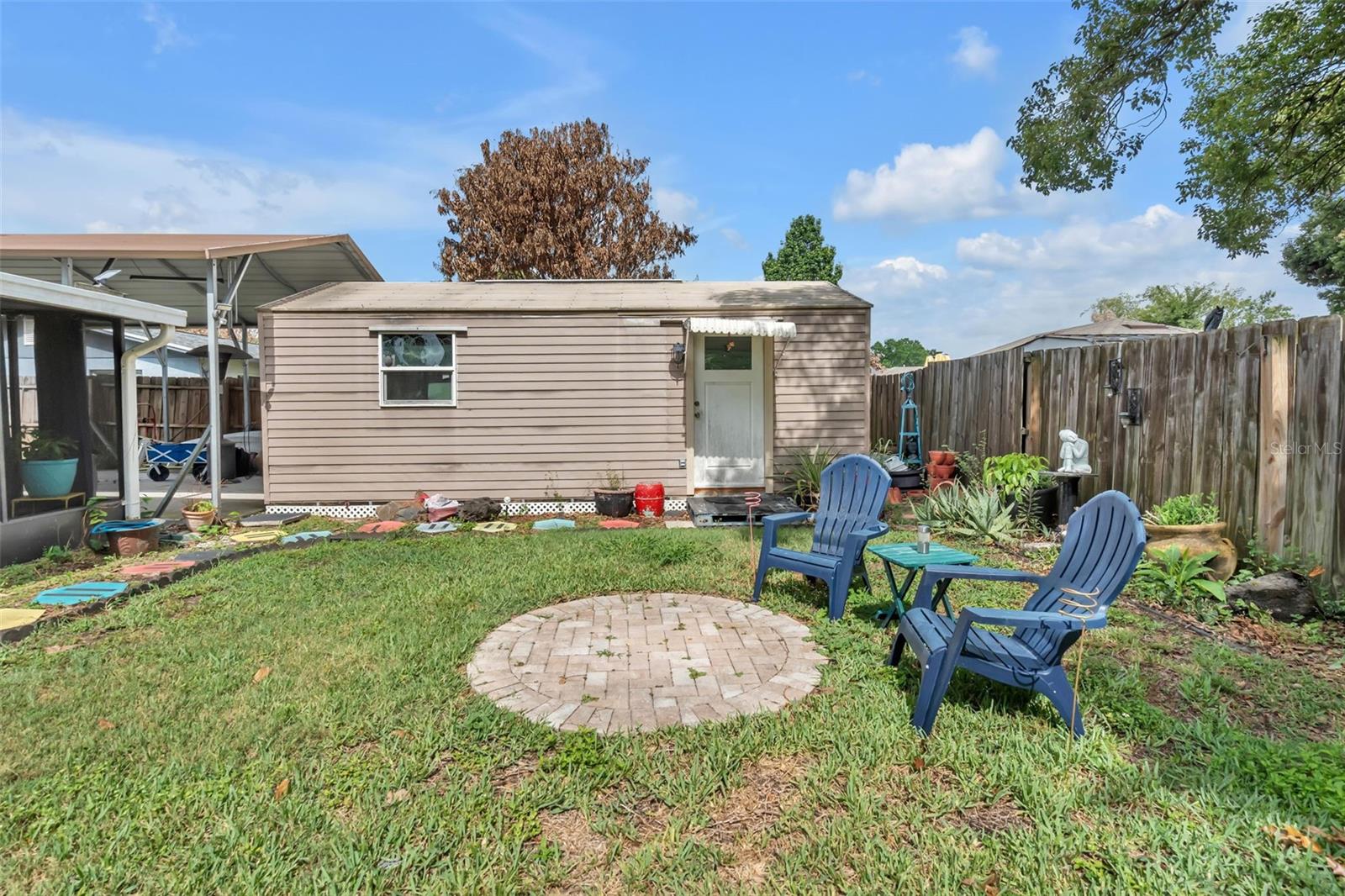 HIGH POINT - Residential