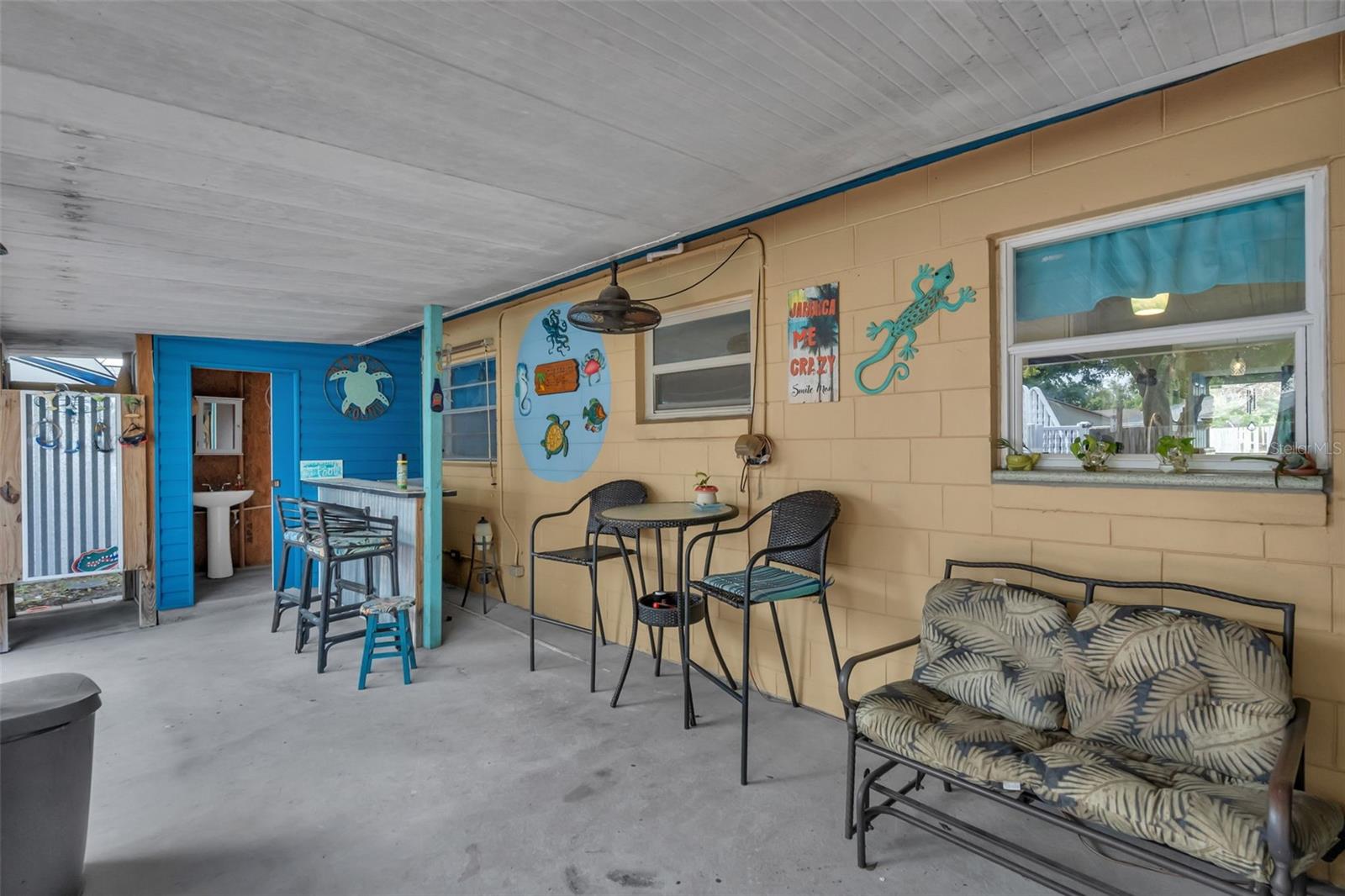 HIGH POINT - Residential