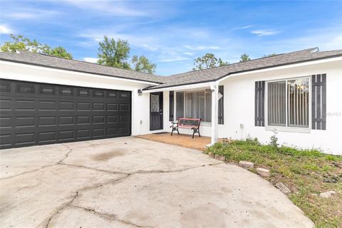 Photo of 803 Caloosa Trail, Casselberry, FL 32707 (MLS # O6408038)