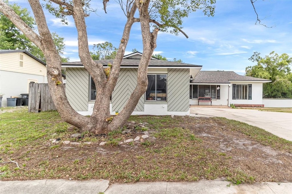 Photo of 803 Caloosa Trail, Casselberry, FL 32707 (MLS # O6408038)