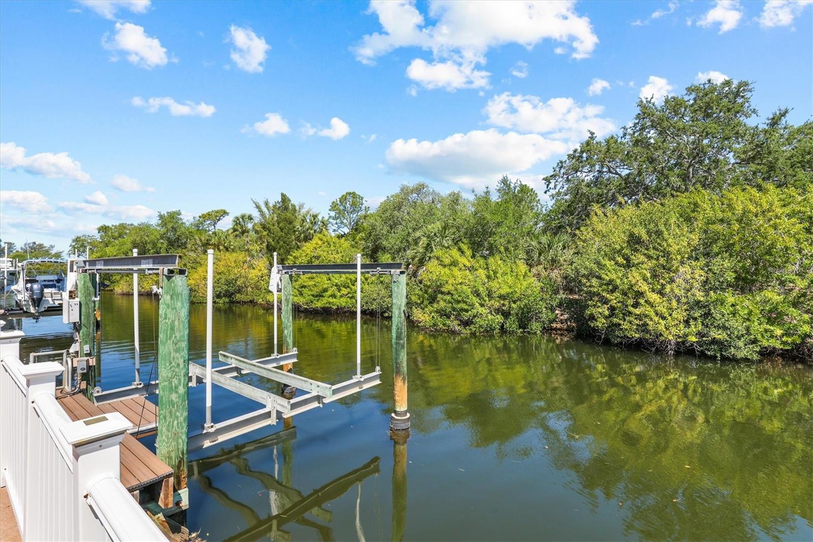 ANCLOTE ISLES - Residential