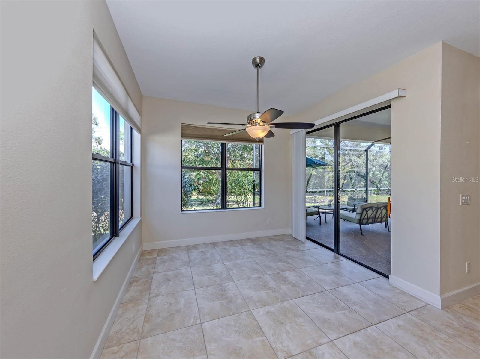 VENETIAN FALLS PH 2 - Residential