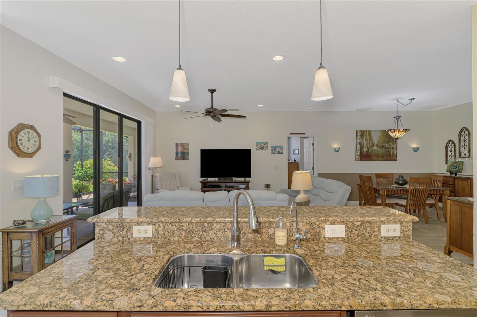 VENETIAN FALLS PH 2 - Residential