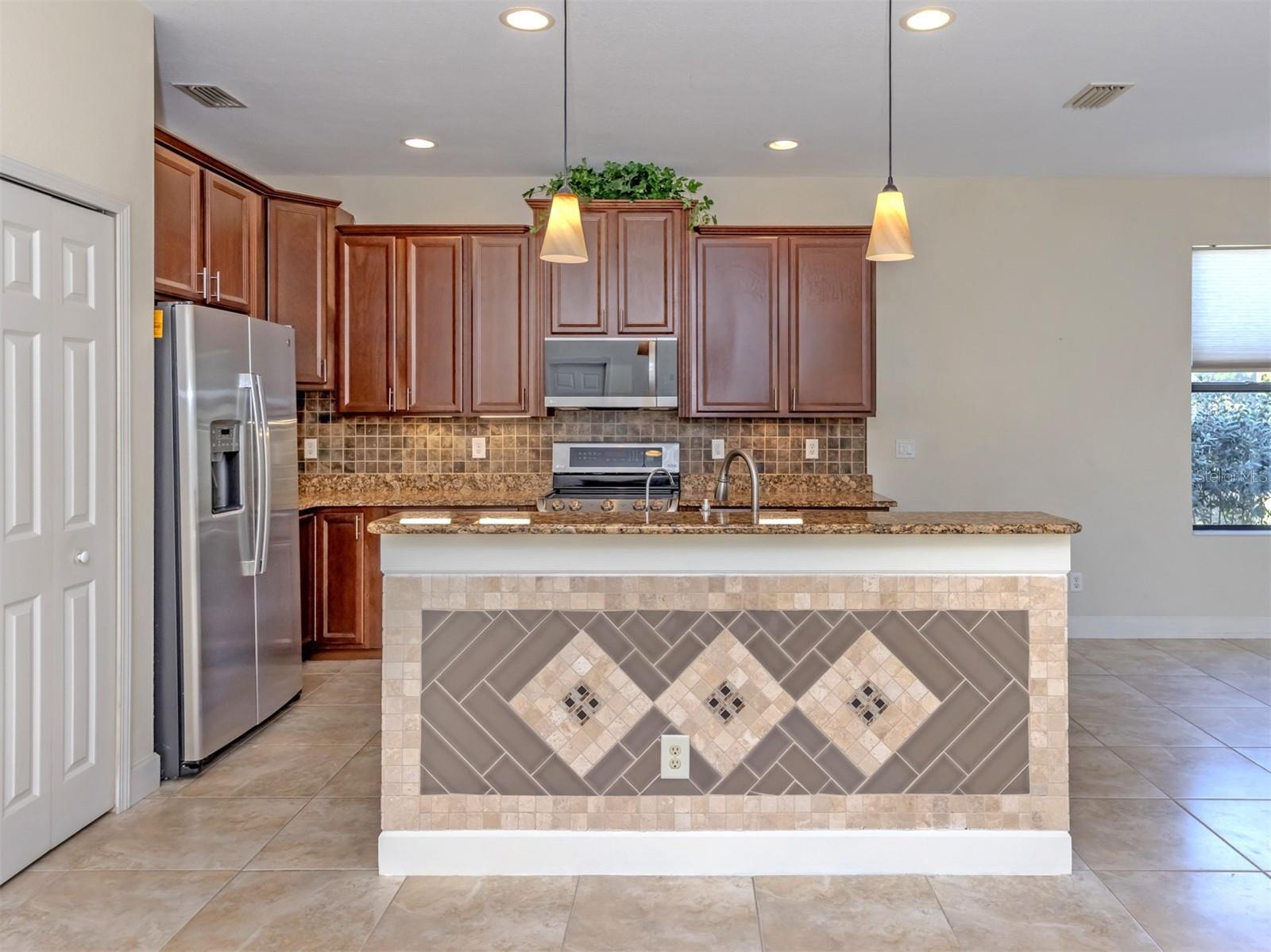 VENETIAN FALLS PH 2 - Residential