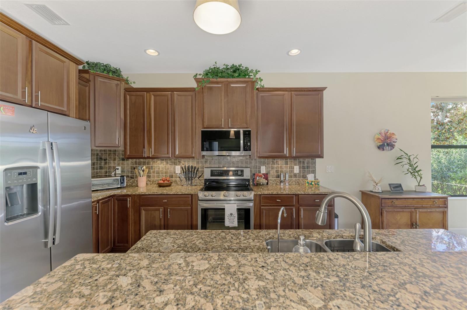 VENETIAN FALLS PH 2 - Residential