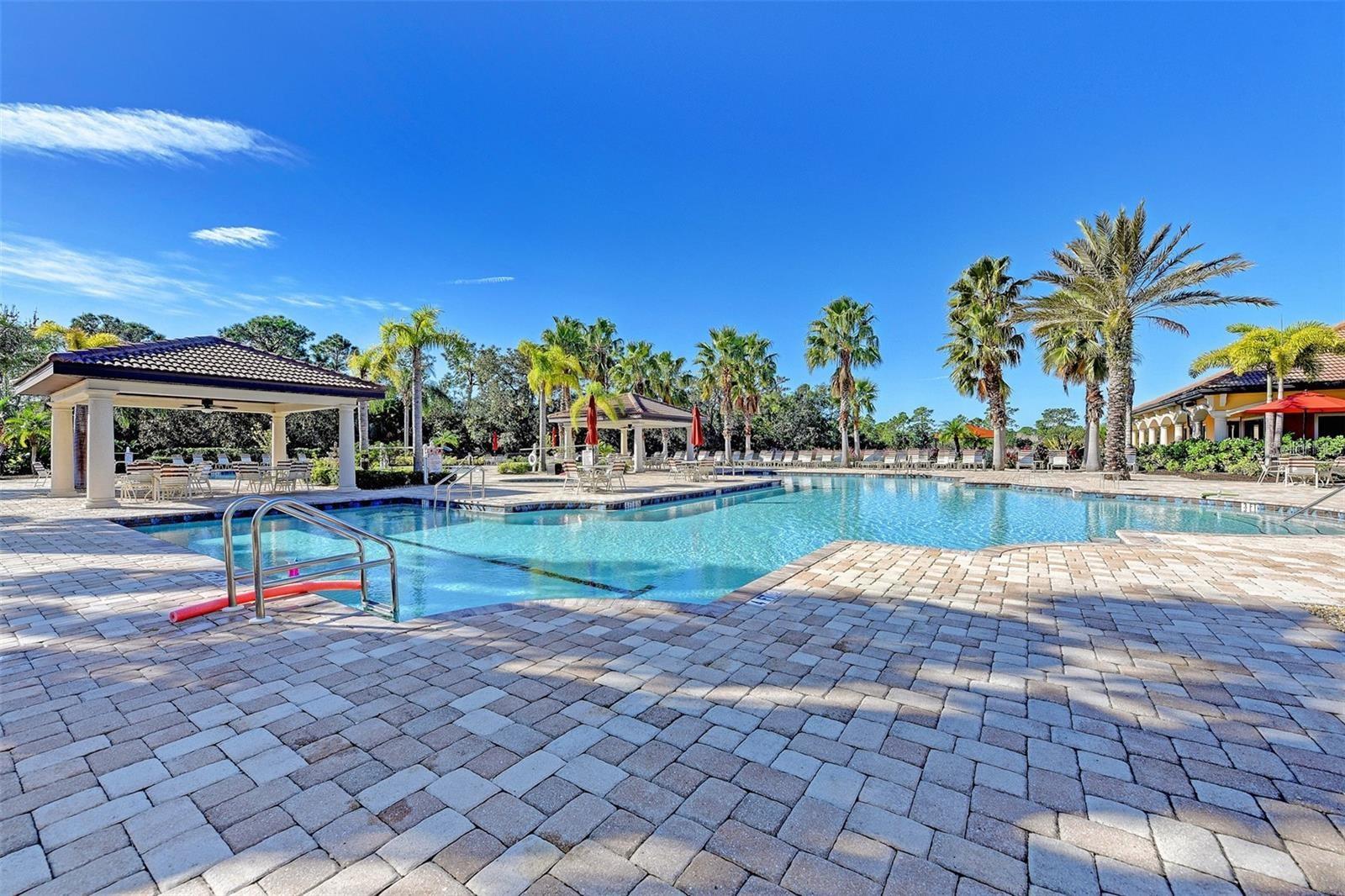 VENETIAN FALLS PH 2 - Residential
