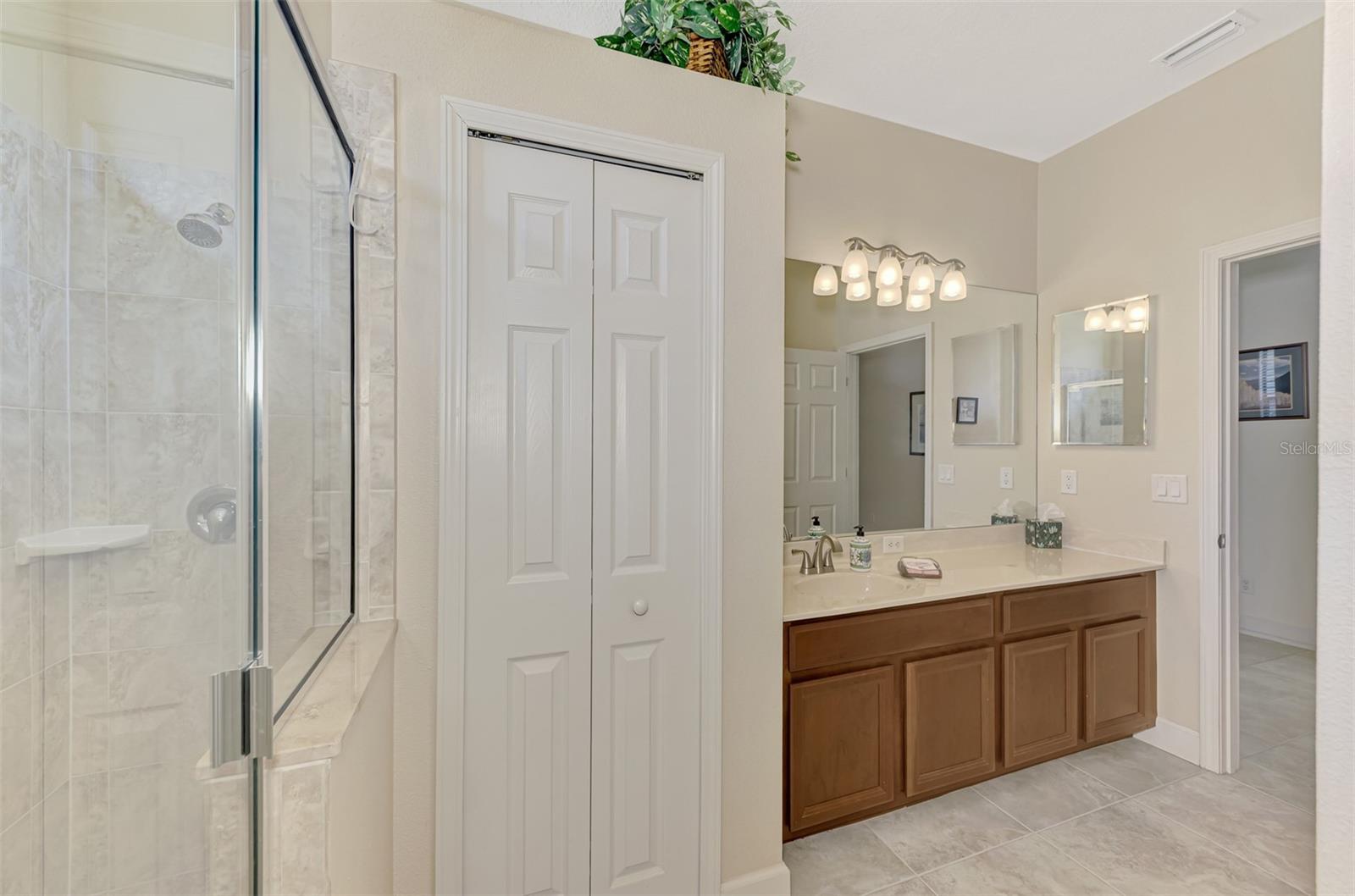 VENETIAN FALLS PH 2 - Residential