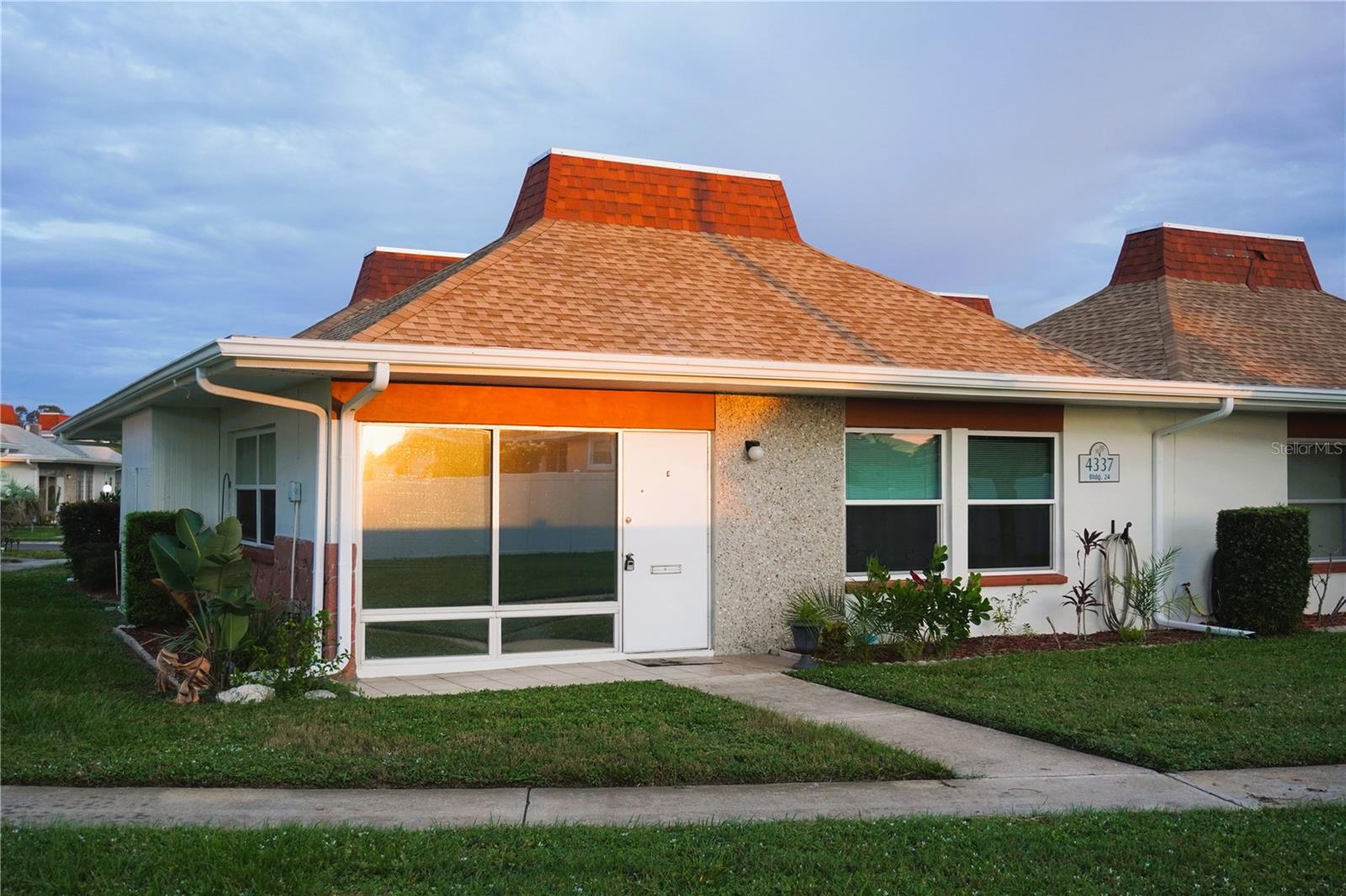 4337 TAHITIAN GARDENS CIRCLE E