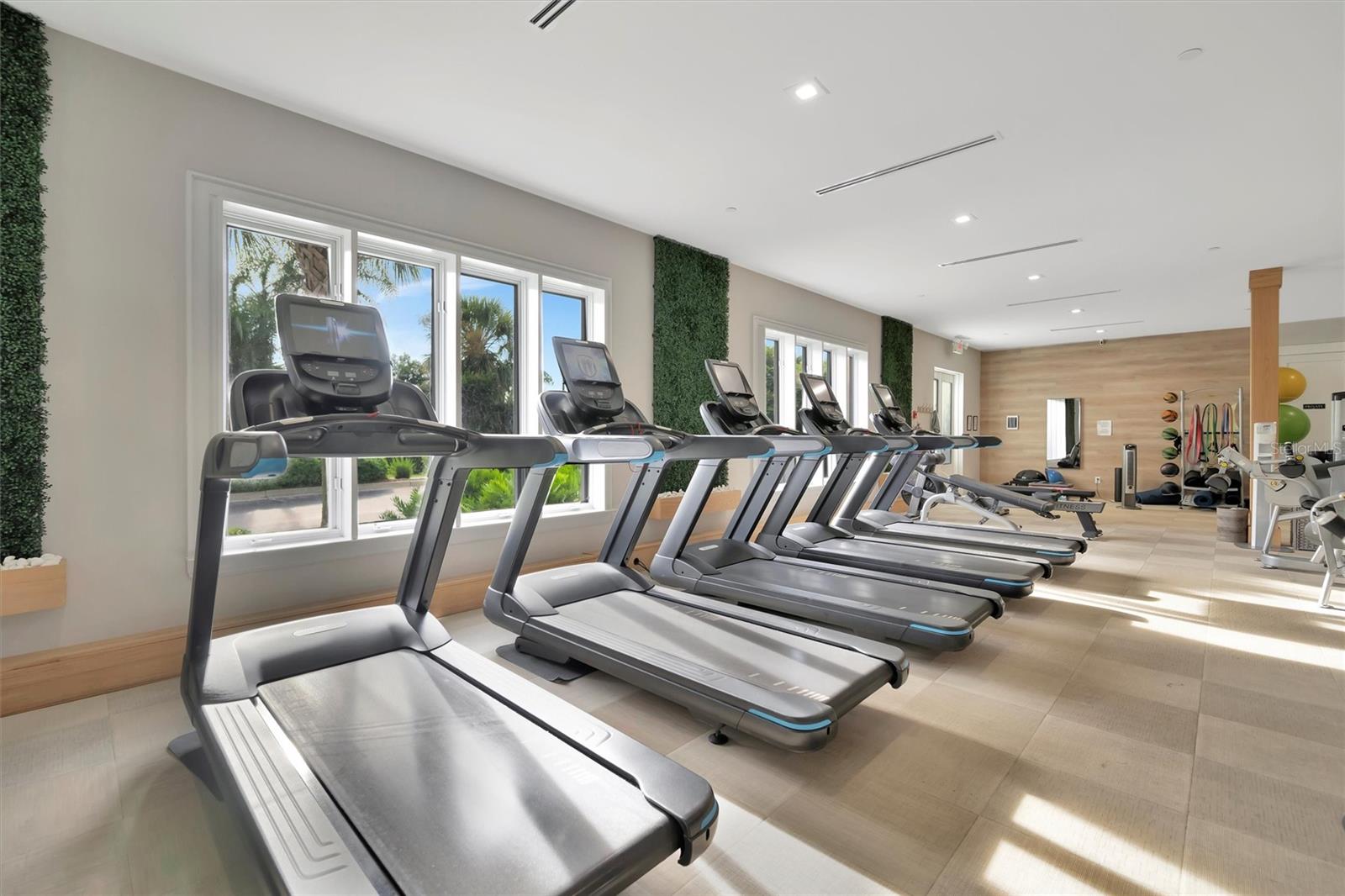 ROSEDALE 7 - Residential