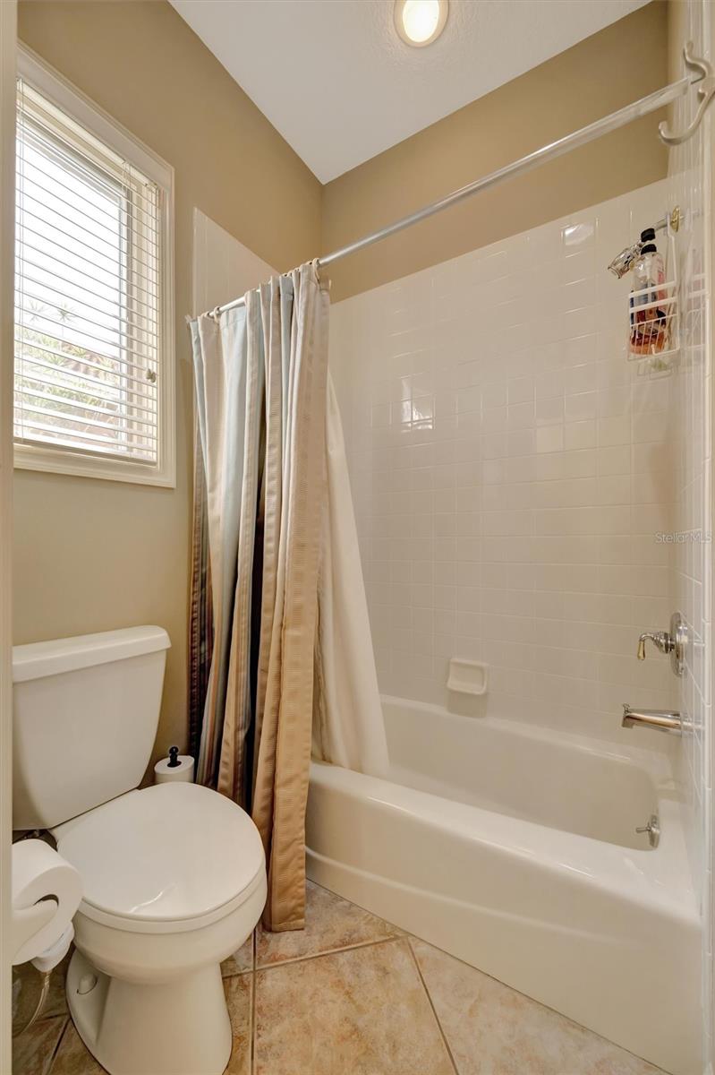 ROSEDALE 7 - Residential