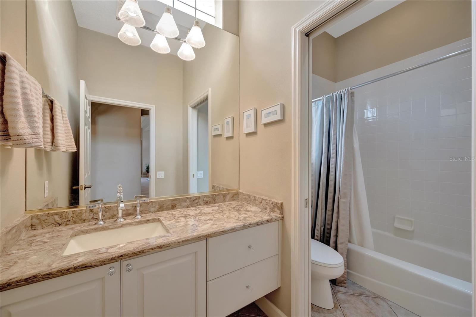 ROSEDALE 7 - Residential