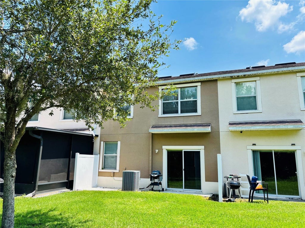 Photo of 11155 Savannah Landing Circle, Orlando, FL 32832 (MLS # O6437525)