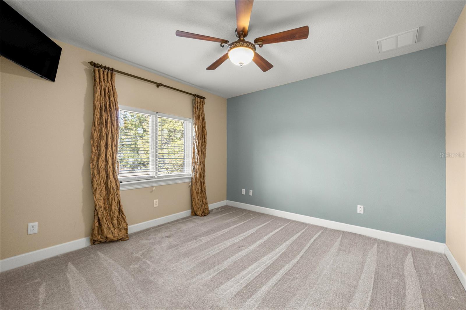 JULIETTE FALLS - Residential