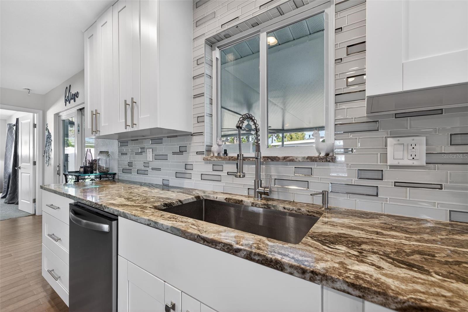 MEADOW LAWN 12TH ADD - Residential