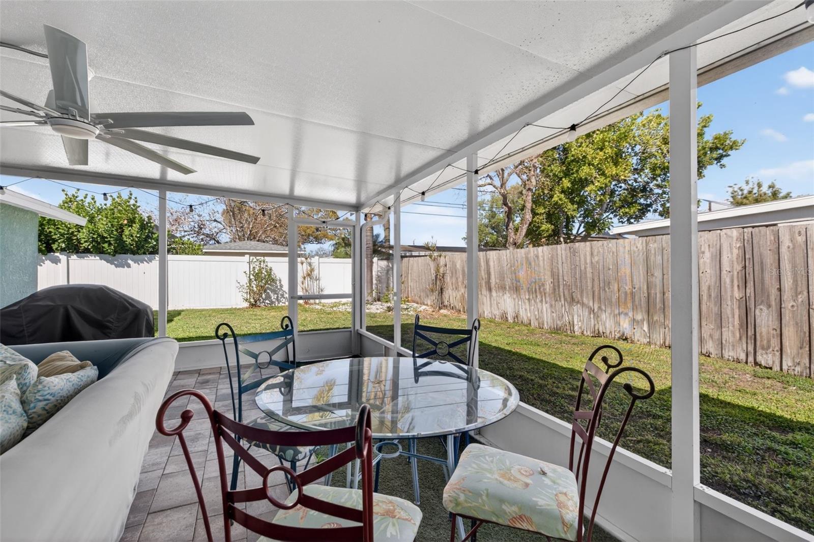 MEADOW LAWN 12TH ADD - Residential