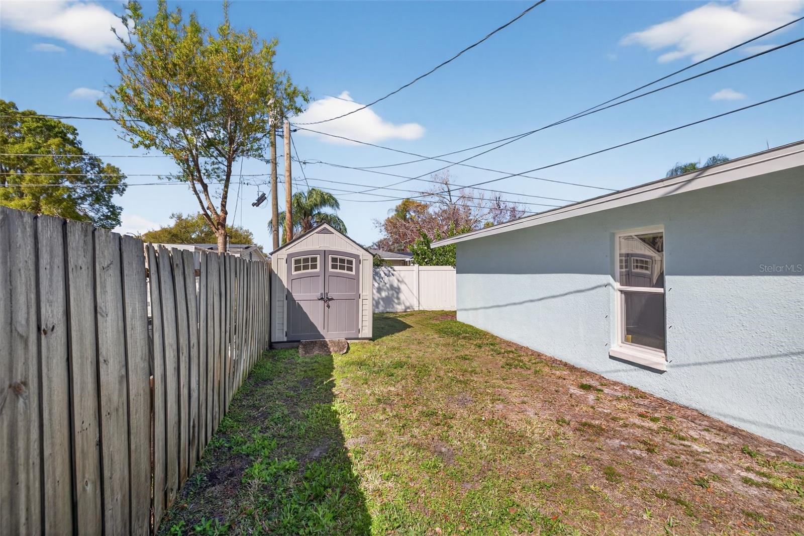 MEADOW LAWN 12TH ADD - Residential