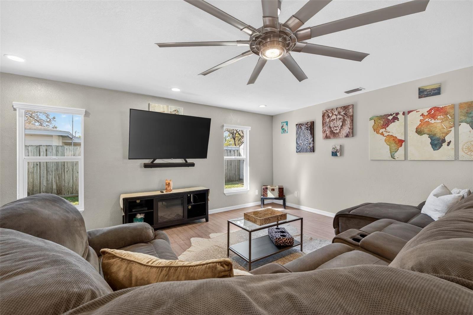 MEADOW LAWN 12TH ADD - Residential