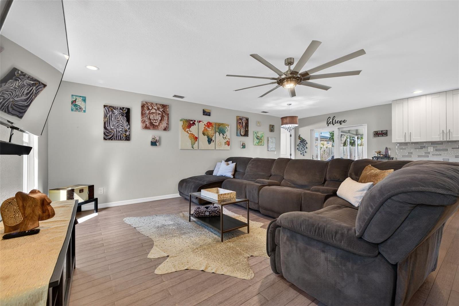 MEADOW LAWN 12TH ADD - Residential