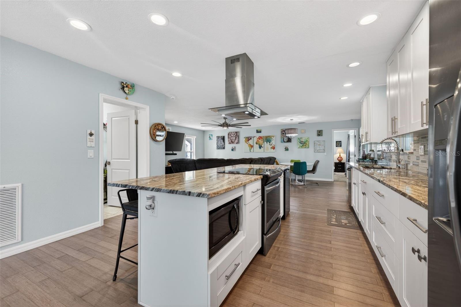 MEADOW LAWN 12TH ADD - Residential