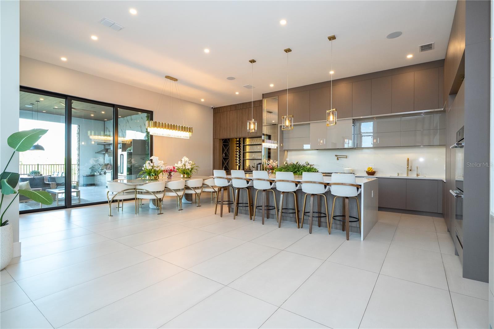 BELLA COLLINA WEST SUB - Residential