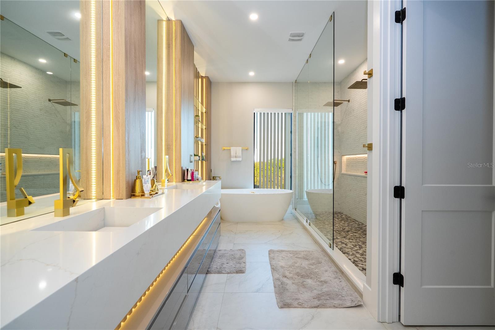 BELLA COLLINA WEST SUB - Residential