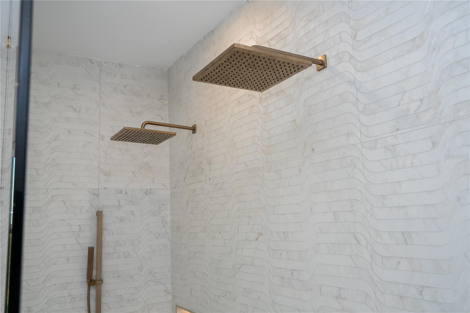 BELLA COLLINA WEST SUB - Residential