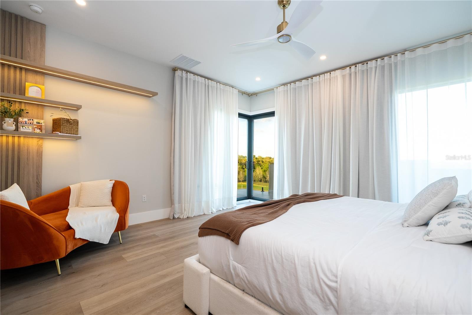 BELLA COLLINA WEST SUB - Residential